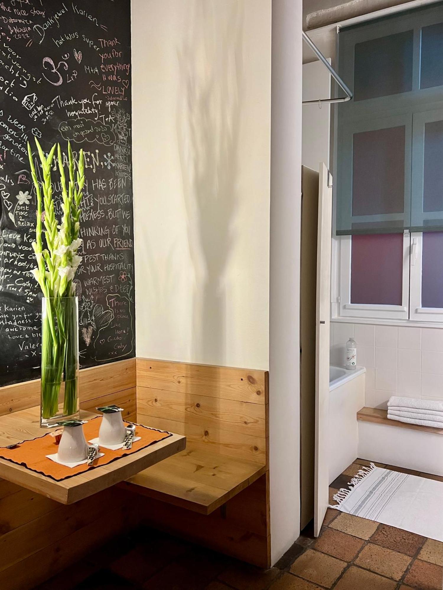 Heaven At 11, Your Deluxe Studio With Personal Bathroom, Kitchenette & Terrace Gent Exterior foto